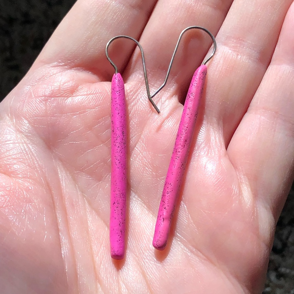 Unique dangle earrings speckled fuchsia polymer clay?